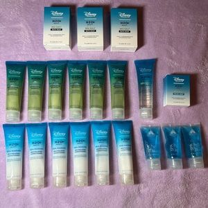 Huge lot of NEW discontinued DISNEY Hotel Soaps